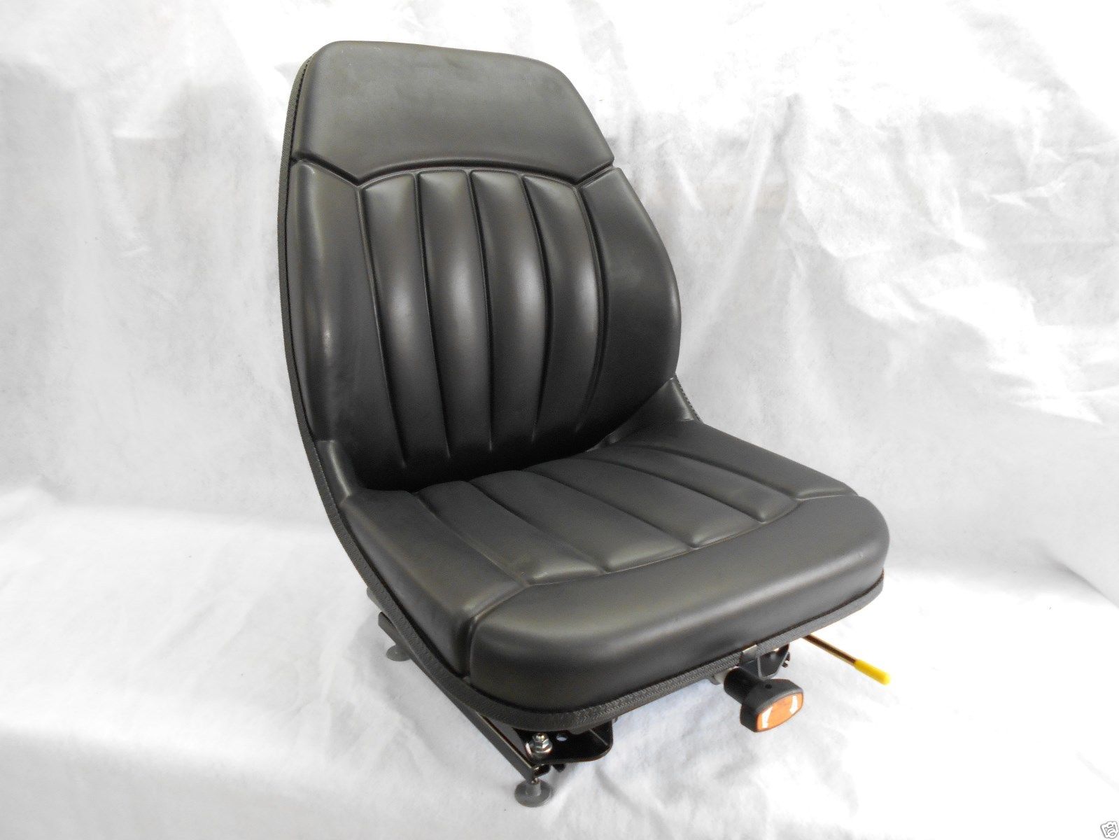 HIGH BACK SUSPENSION SEAT BOBCAT T140, T180, T190, T200, T250, T300 SKID STEER KV Seat Warehouse
