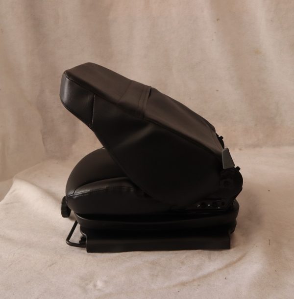 BLACK SUSPENSION SEAT, HUSTLER, EXMARK, TORO, SCAG, BOBCAT, BUNTON