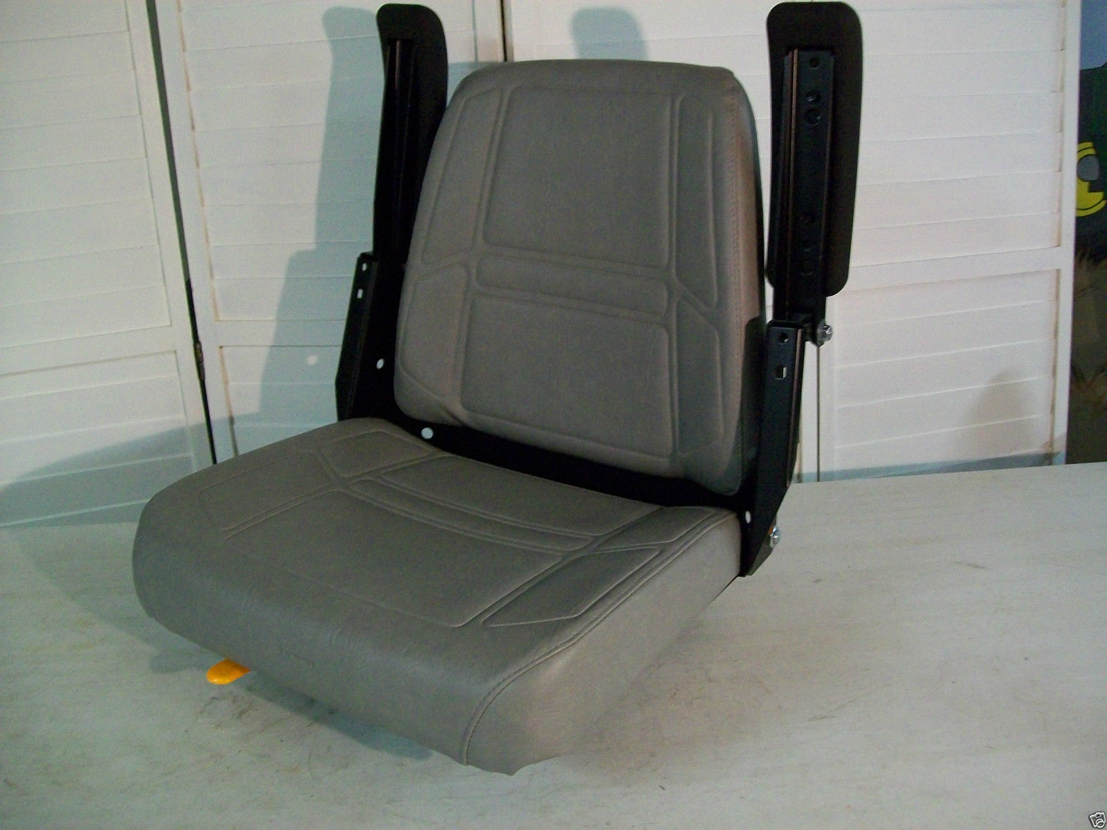 zero turn mower seat