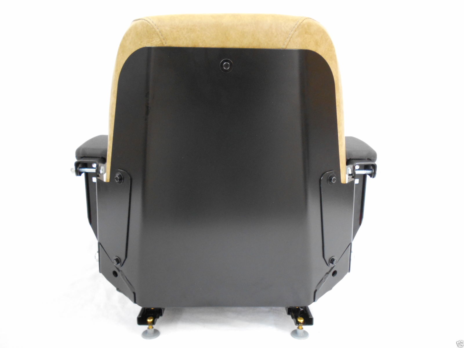 HIGH BACK COMFORT RIDE DELUXE SEAT W/FLIPUP ARMRESTS SCAG ZERO TURN