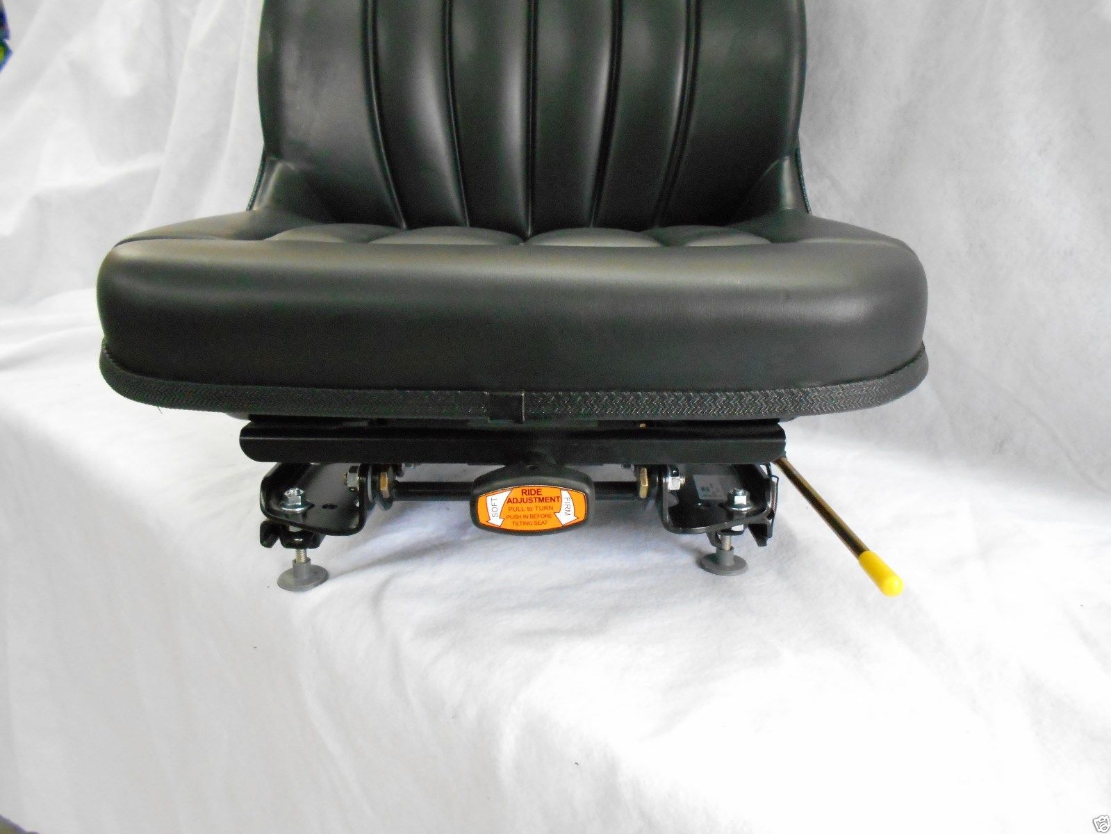 HIGH BACK SUSPENSION SEAT BOBCAT T140, T180, T190, T200, T250, T300 SKID STEER KV Seat Warehouse