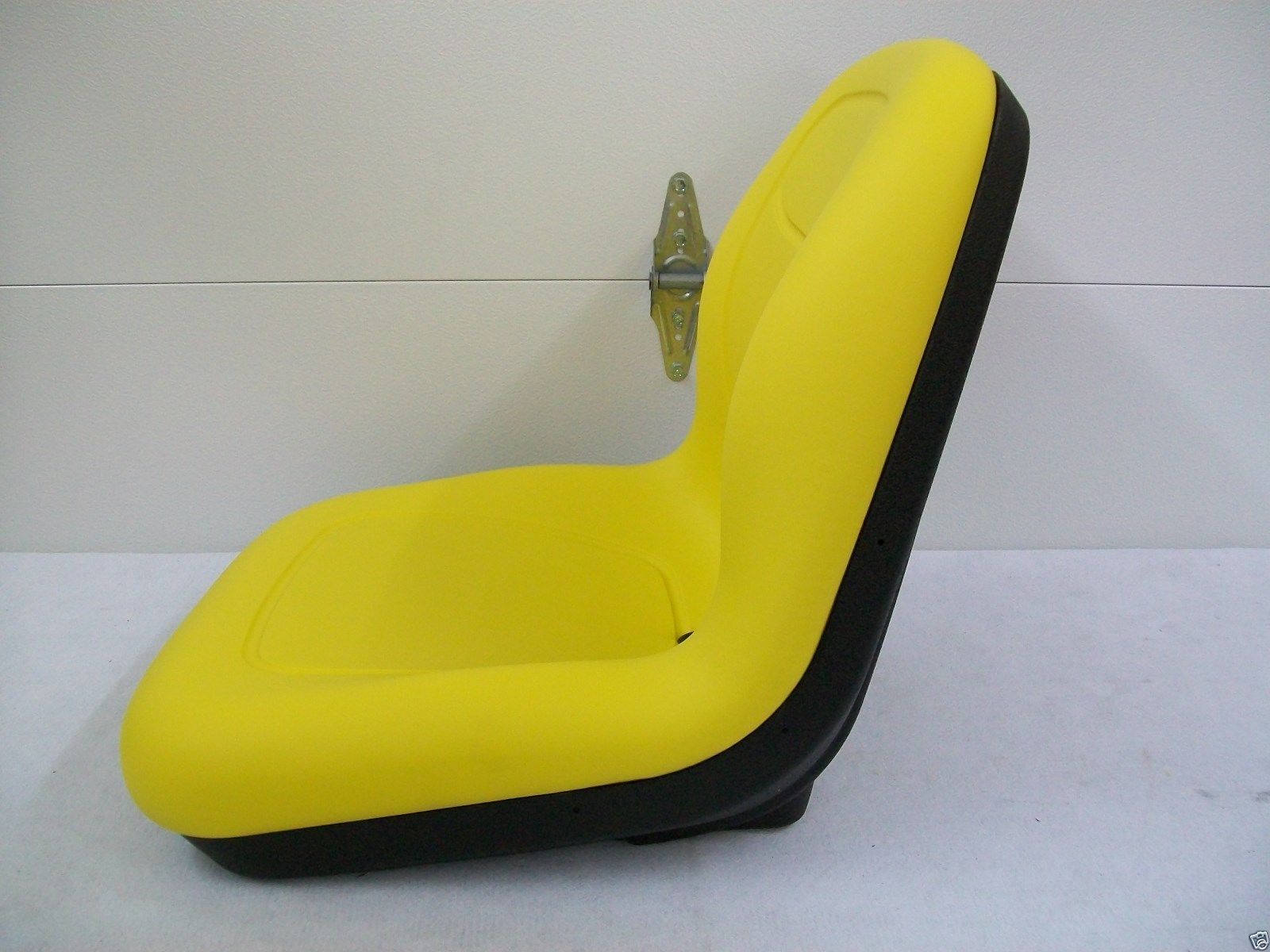HIGH BACK YELLOW SEAT JOHN DEERE GATORS, HPX 4X4, HPX 4X2, 6X4, XUV